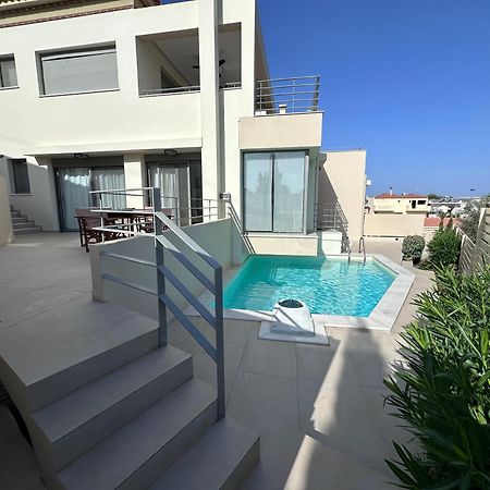 Апартаменты Rvg Rania House With Pool Порто Хели Экстерьер фото